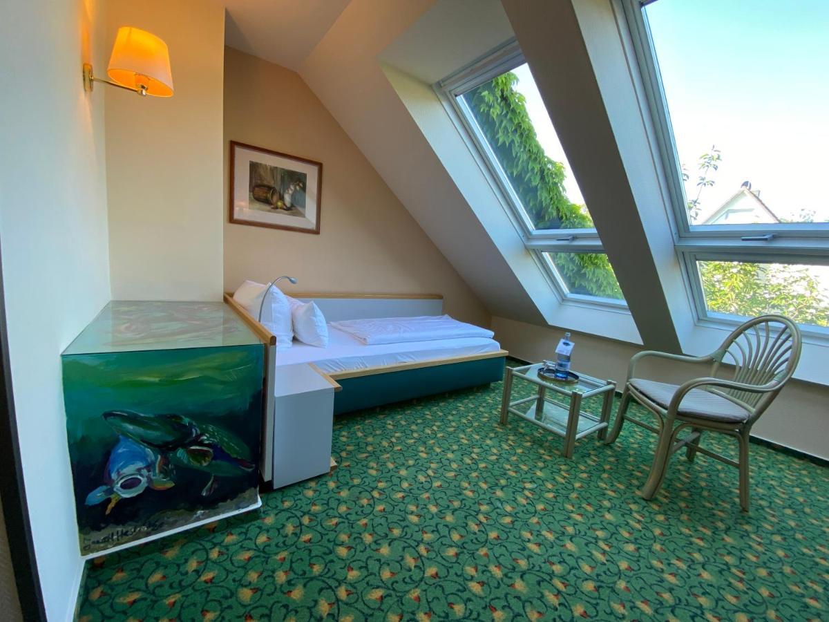 Hotel Am Mueritz-Nationalpark Варен Екстер'єр фото