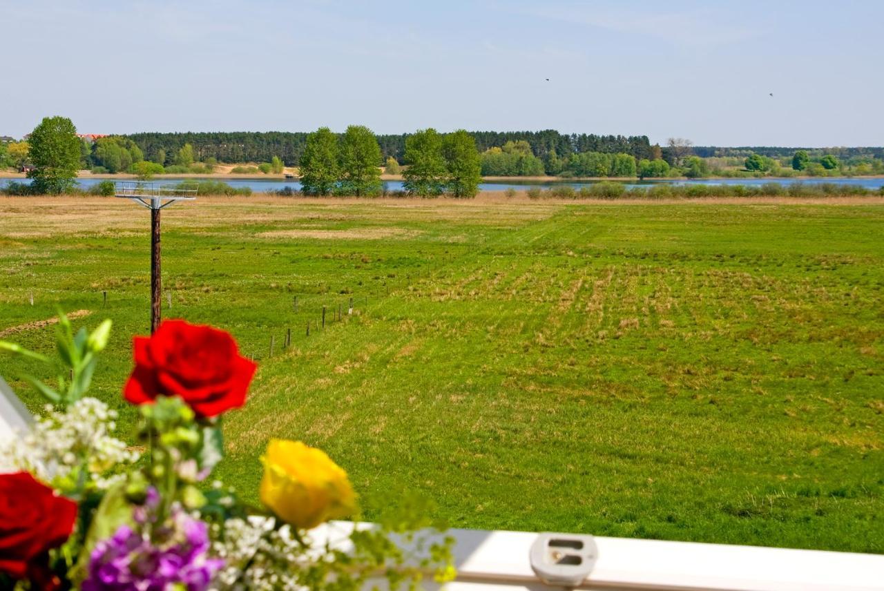 Hotel Am Mueritz-Nationalpark Варен Екстер'єр фото